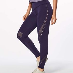 Lululemon Reveal 7/8 Tight (Posy 25")